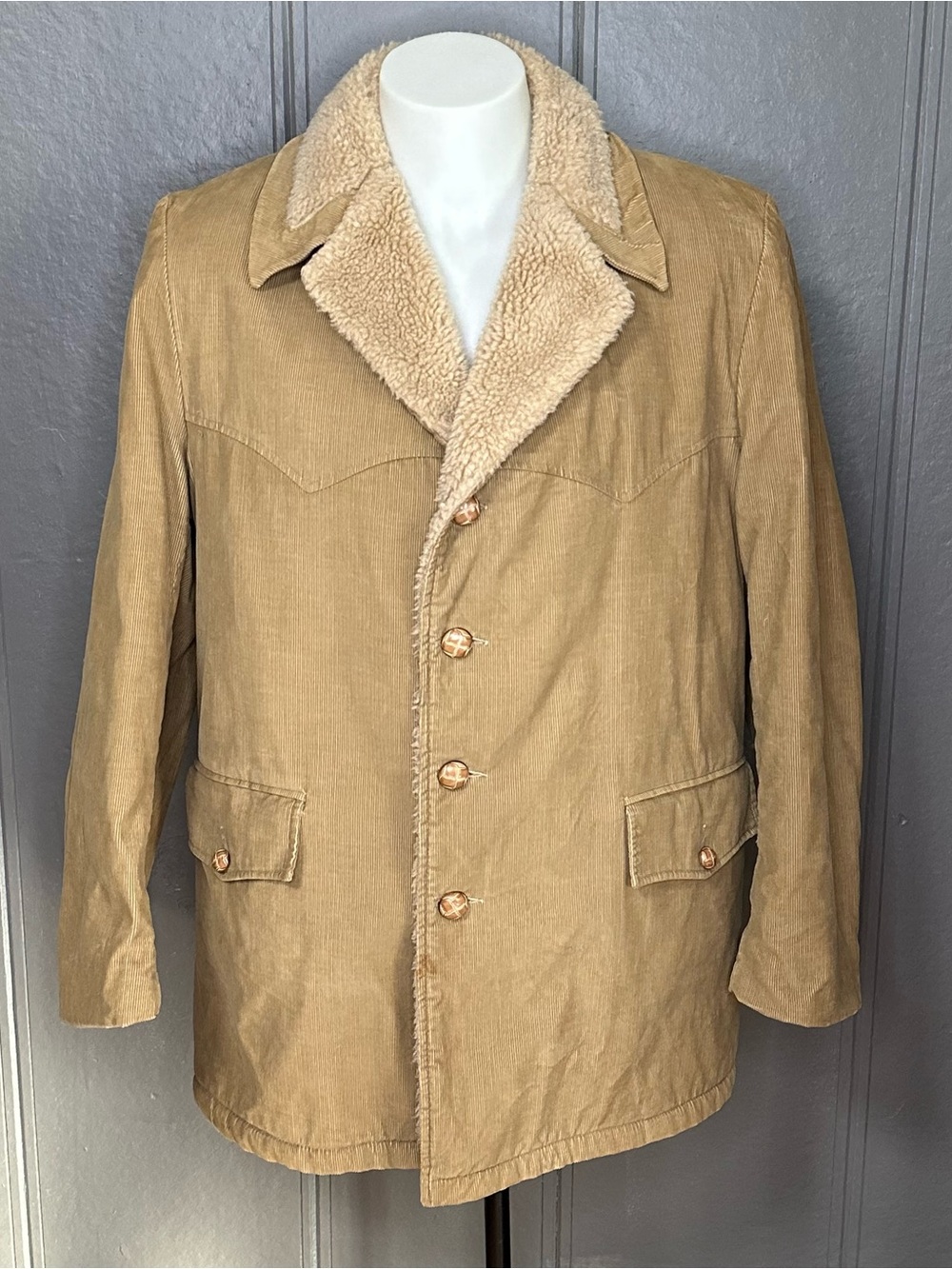 Vintage 60s-70s Peters All Weather Wear Corduroy Sherpa Lined Coat